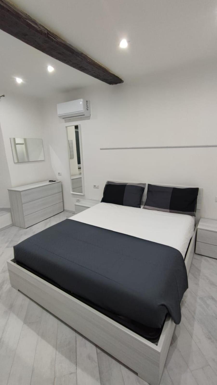 Апартаменти Sagegreən Flat Генуя Екстер'єр фото